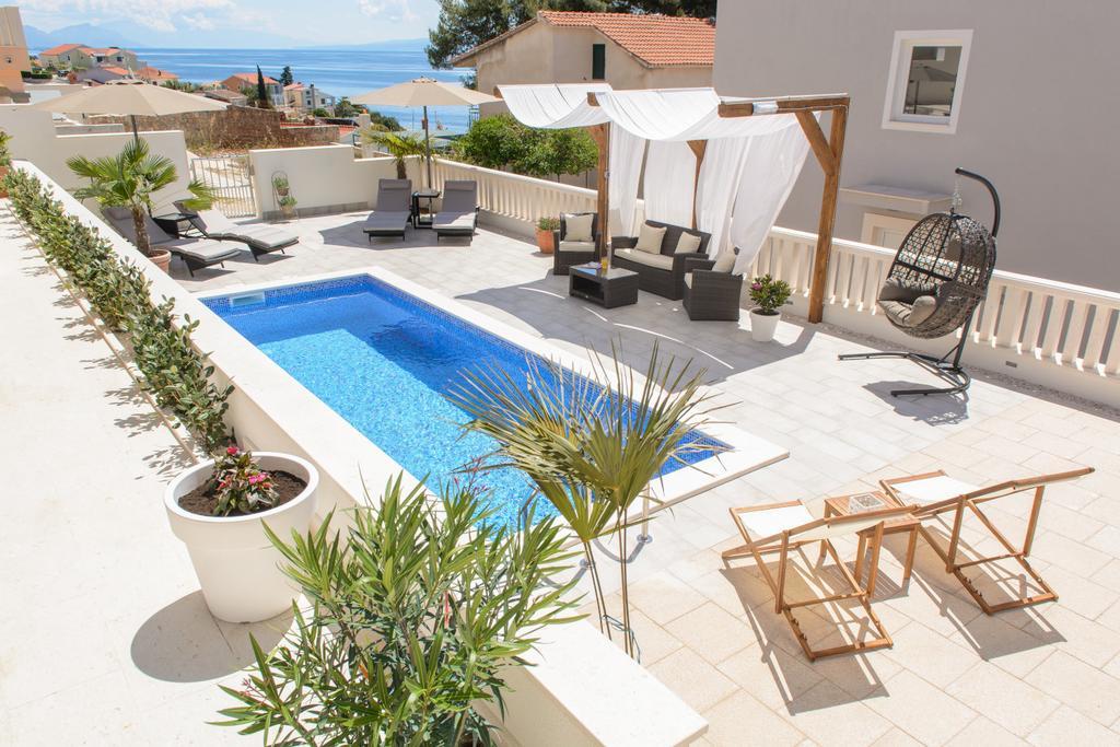 Apartments Villa Atlantis Trogir Exteriör bild