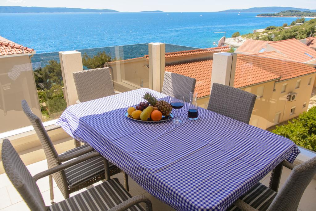 Apartments Villa Atlantis Trogir Exteriör bild